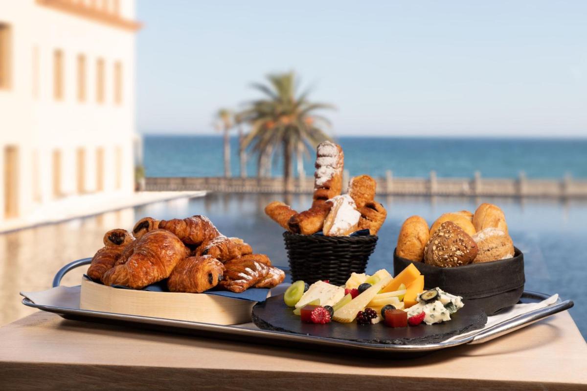 Le Meridien Ra Beach Hotel and Spa
