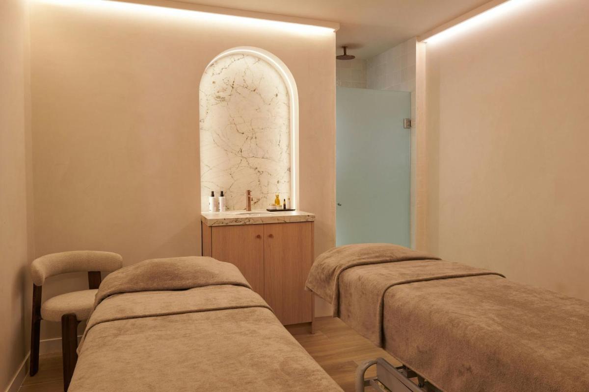 Le Meridien Ra Beach Hotel and Spa