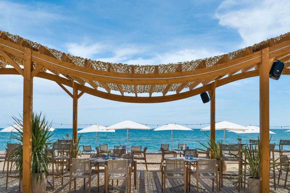 Le Meridien Ra Beach Hotel and Spa