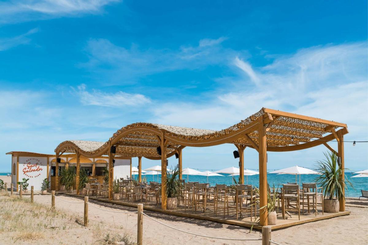 Le Meridien Ra Beach Hotel and Spa