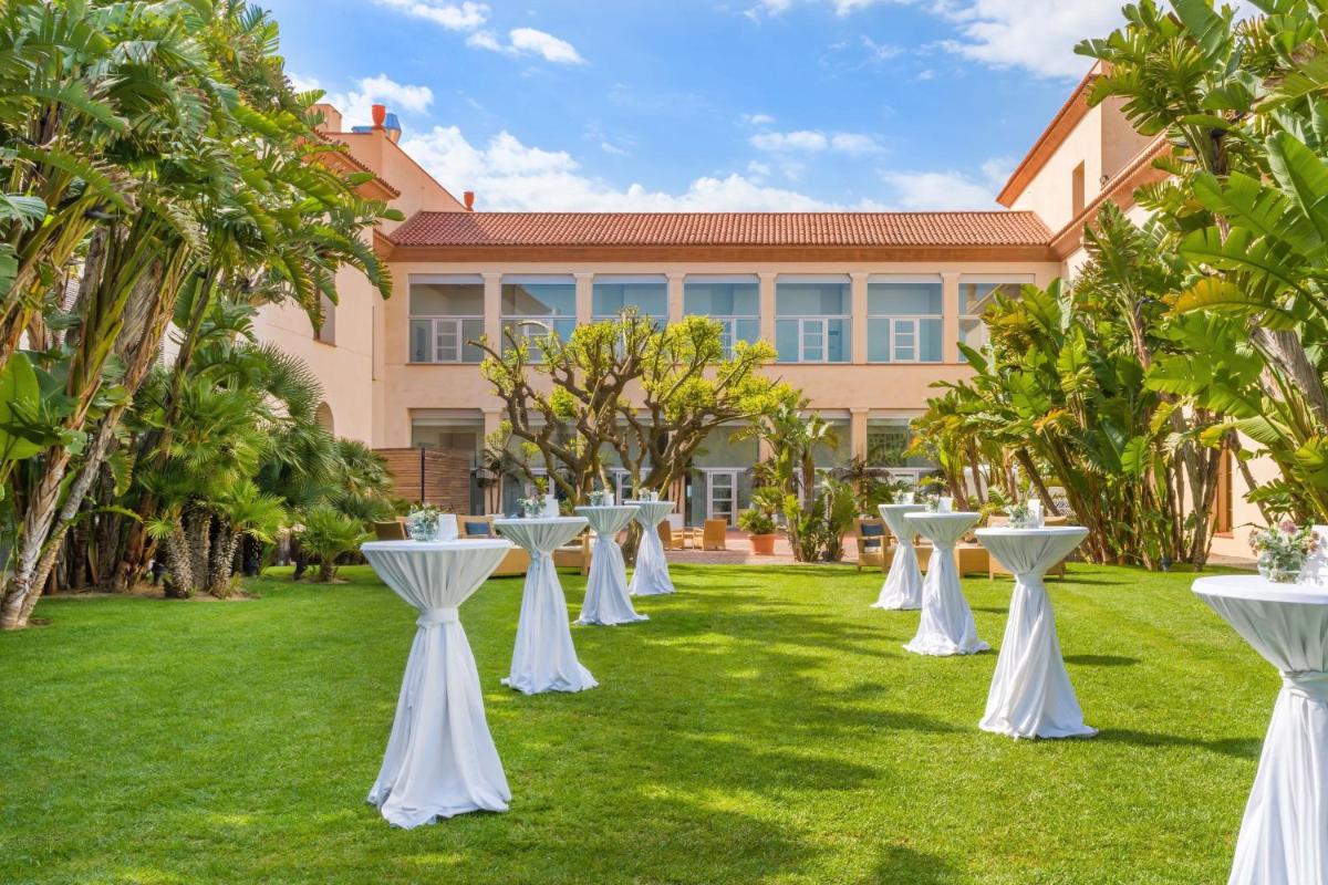 Le Meridien Ra Beach Hotel and Spa