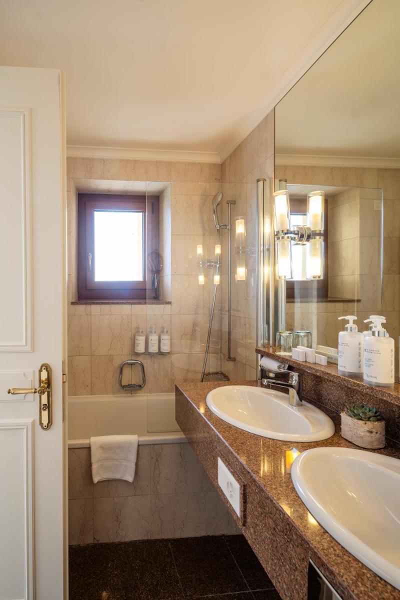 Le Mirador Resort & Spa