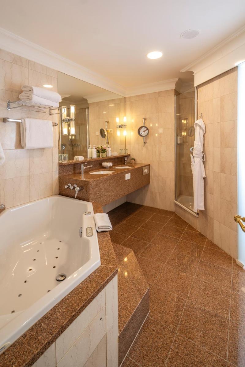 Le Mirador Resort & Spa