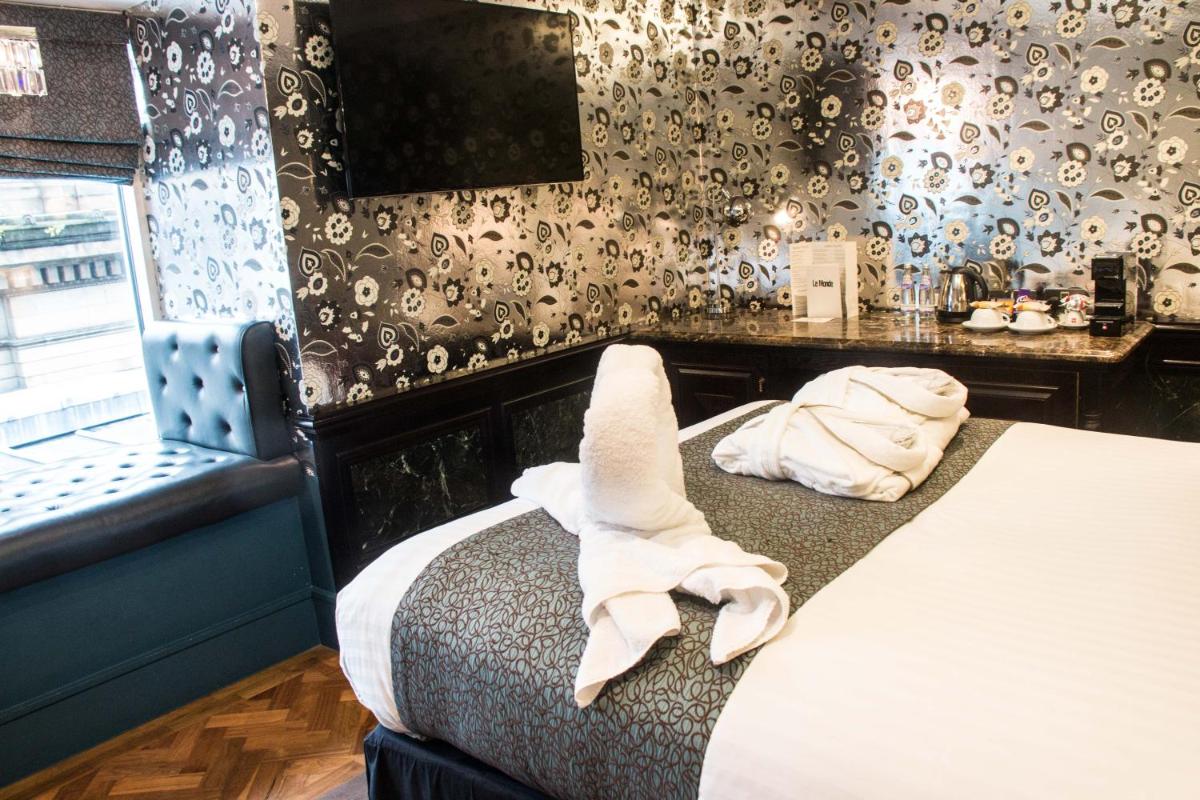 Le Monde Hotel