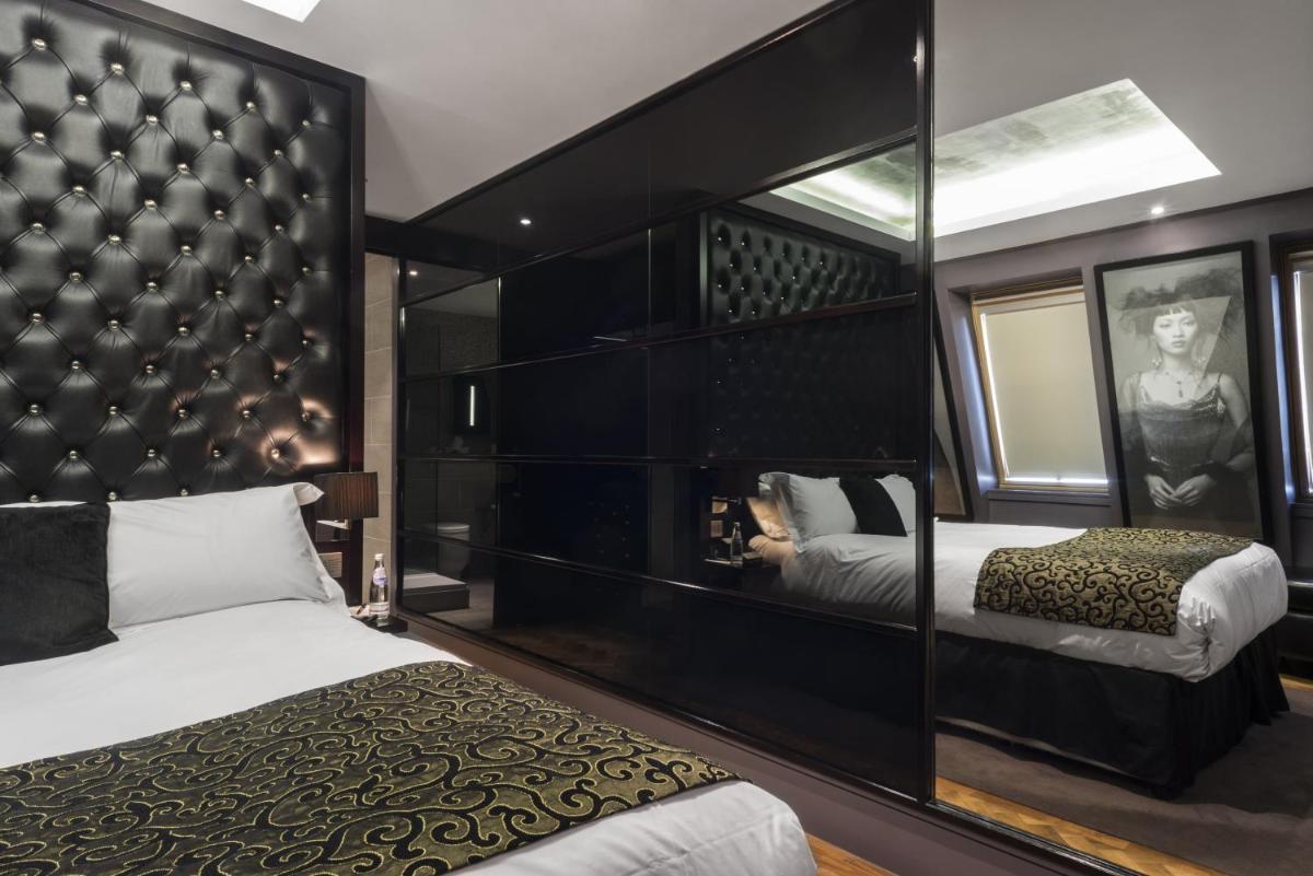 Le Monde Hotel