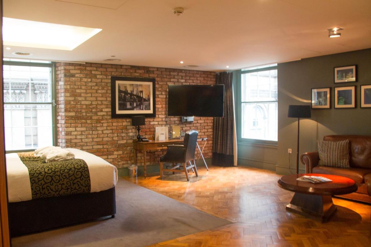 Le Monde Hotel
