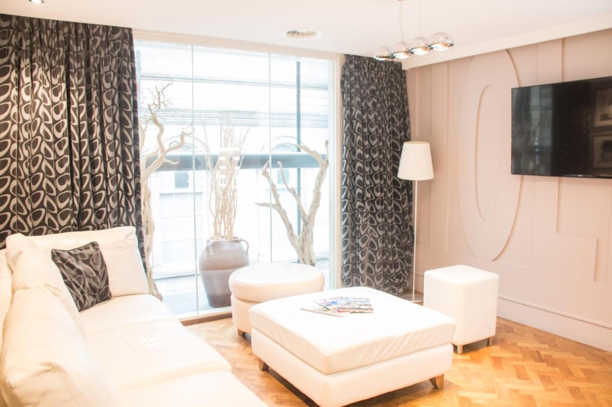Le Monde Hotel