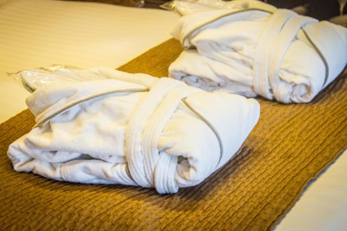 Le Monde Hotel