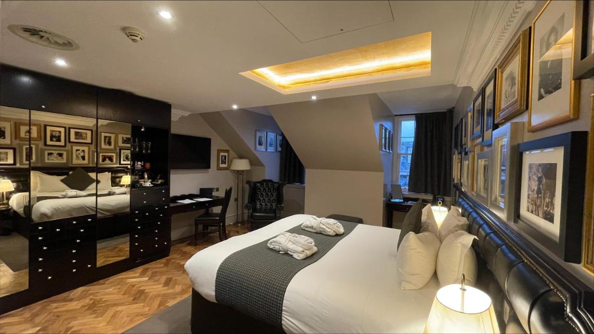 Le Monde Hotel
