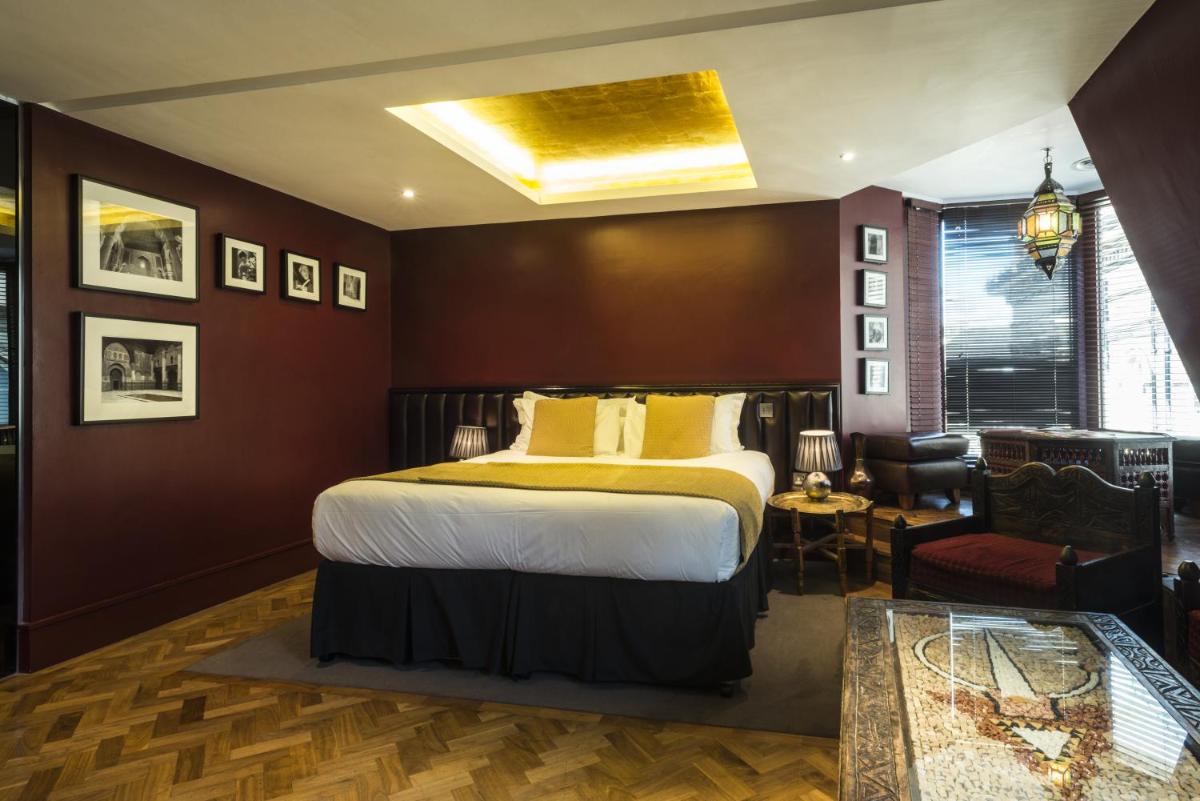 Le Monde Hotel