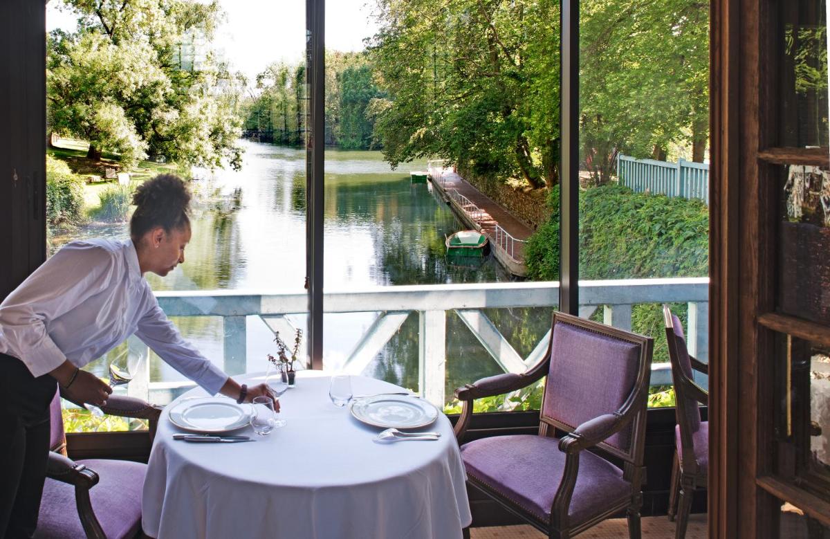 Le Moulin De Connelles