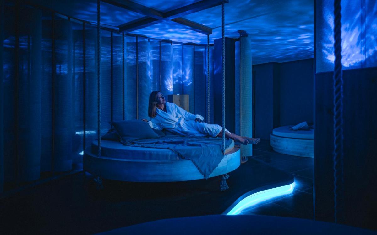 Le Parc Hôtel devient YONA