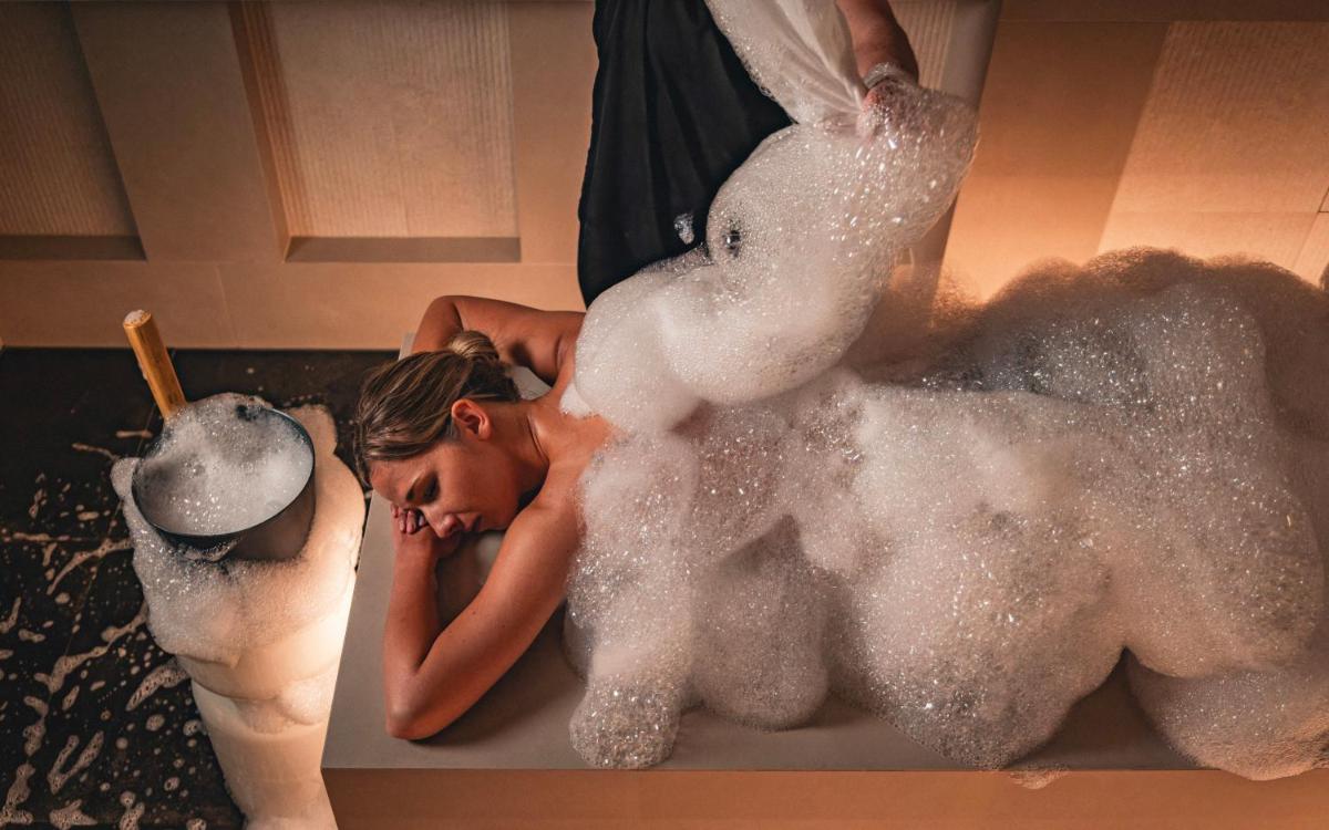 Le Parc Hôtel devient YONA