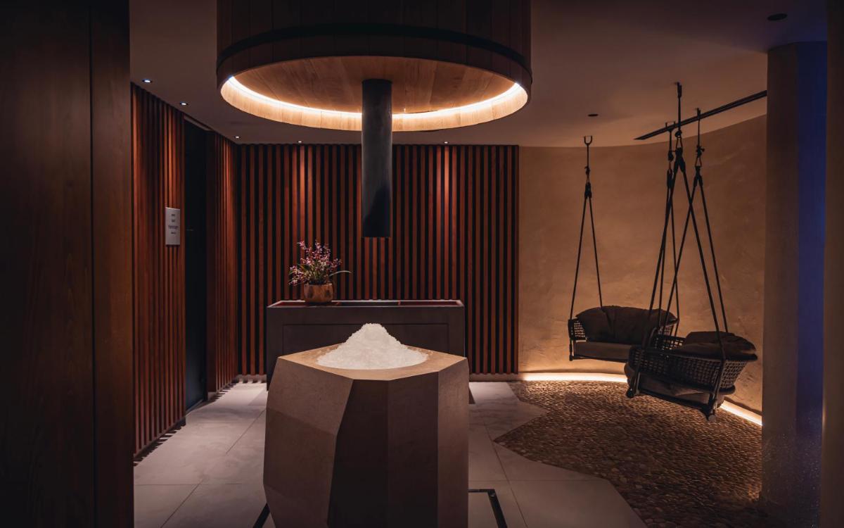 Le Parc Hôtel devient YONA