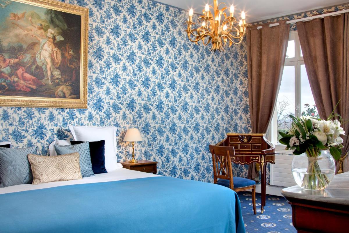 Chateau Le Prieuré Saumur - La Maison Younan