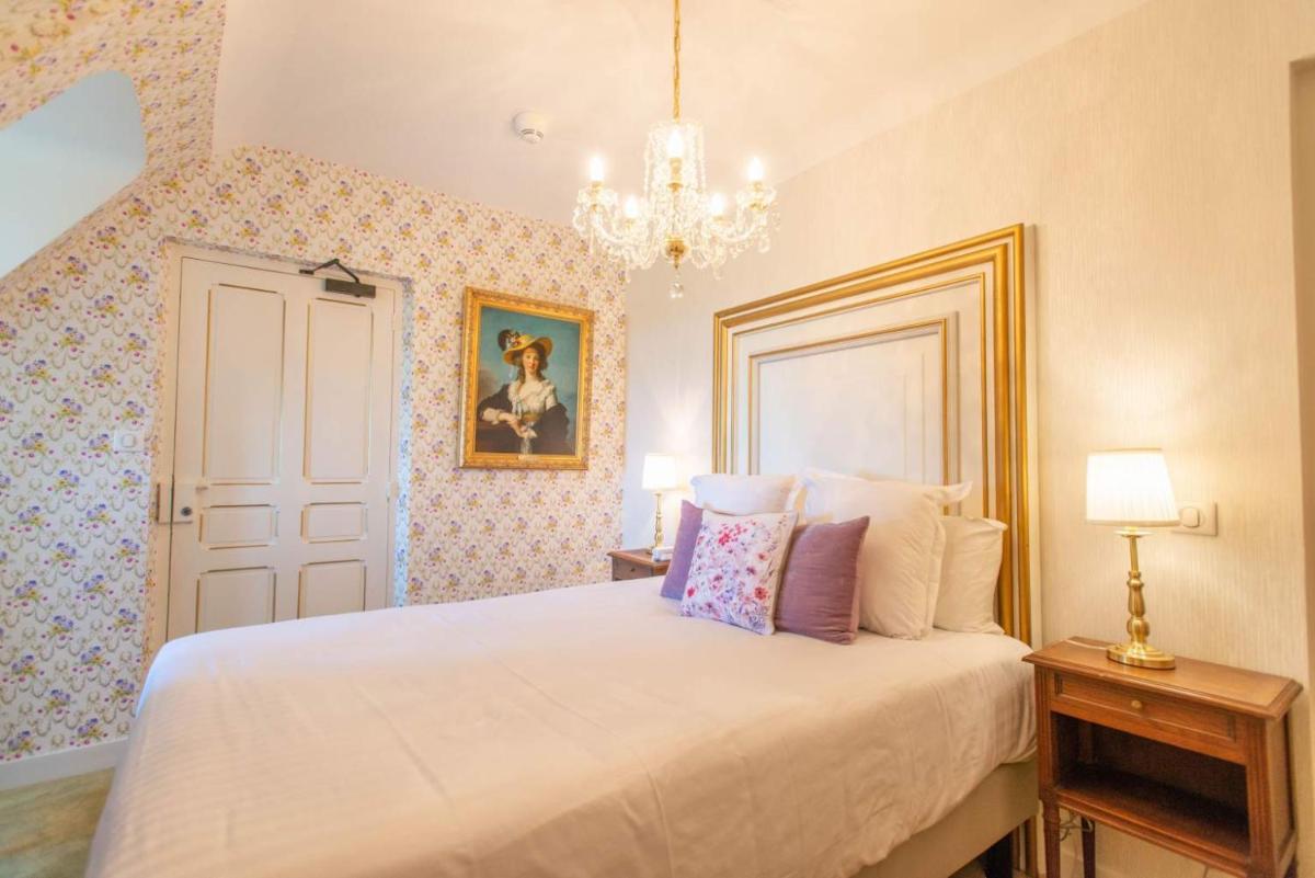 Chateau Le Prieuré Saumur - La Maison Younan