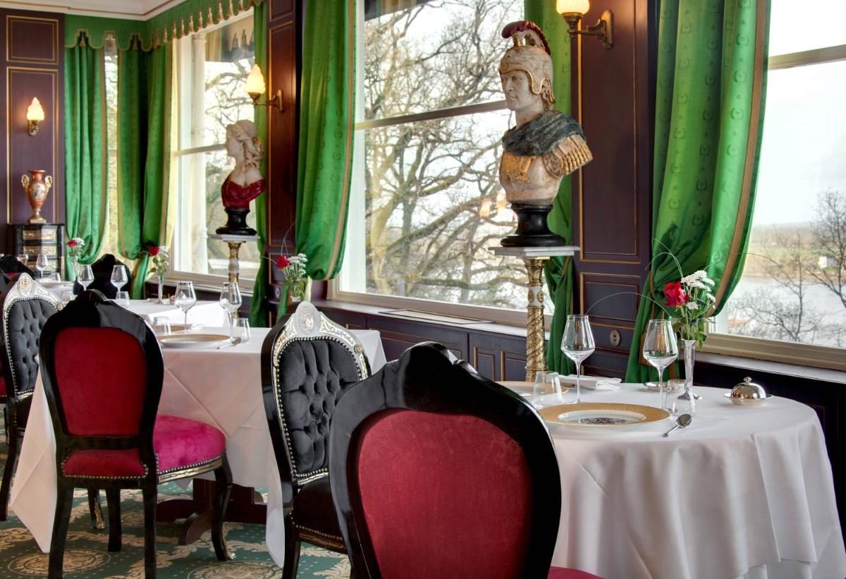 Chateau Le Prieuré Saumur - La Maison Younan