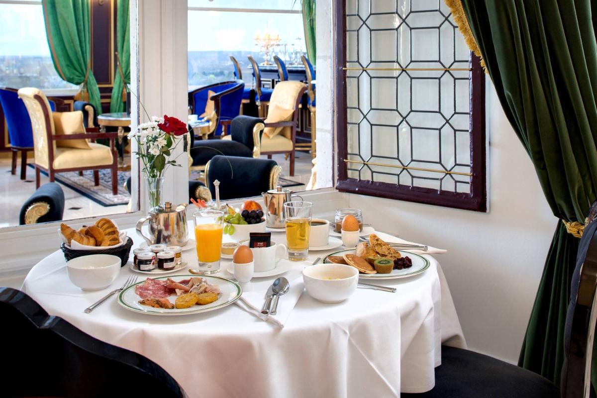 Chateau Le Prieuré Saumur - La Maison Younan