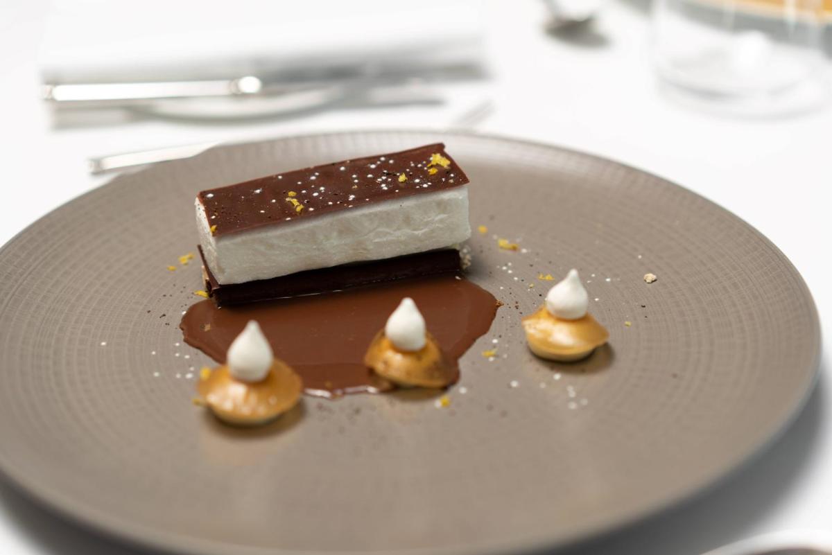 Chateau Le Prieuré Saumur - La Maison Younan