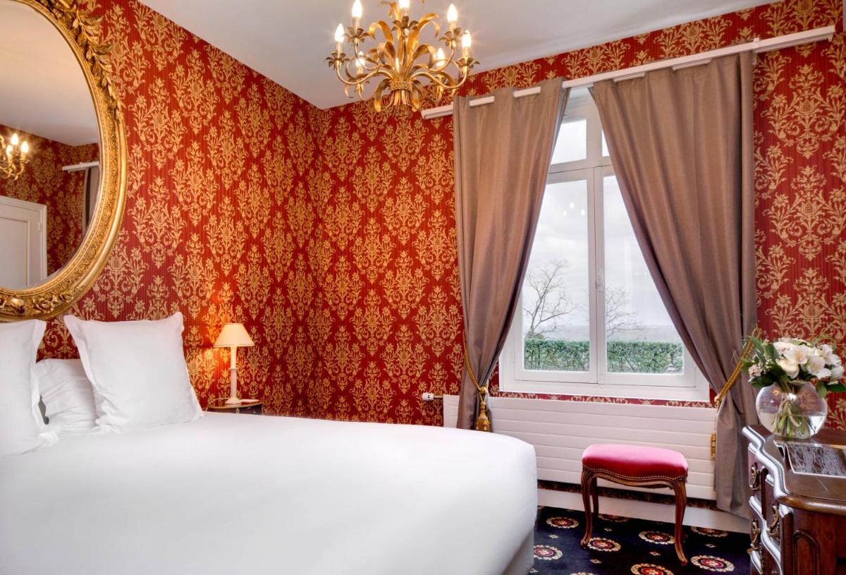 Chateau Le Prieuré Saumur - La Maison Younan