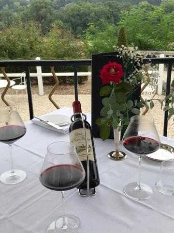 Chateau Le Prieuré Saumur - La Maison Younan