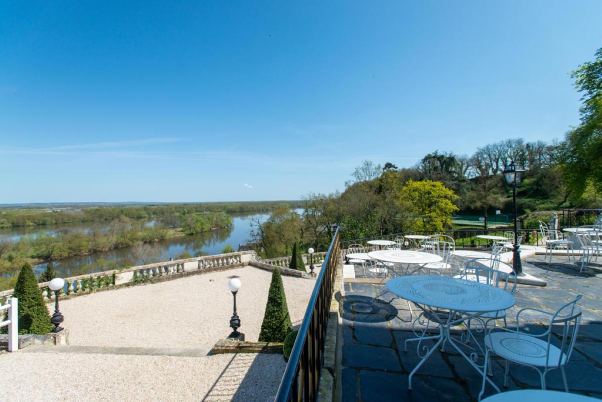 Chateau Le Prieuré Saumur - La Maison Younan