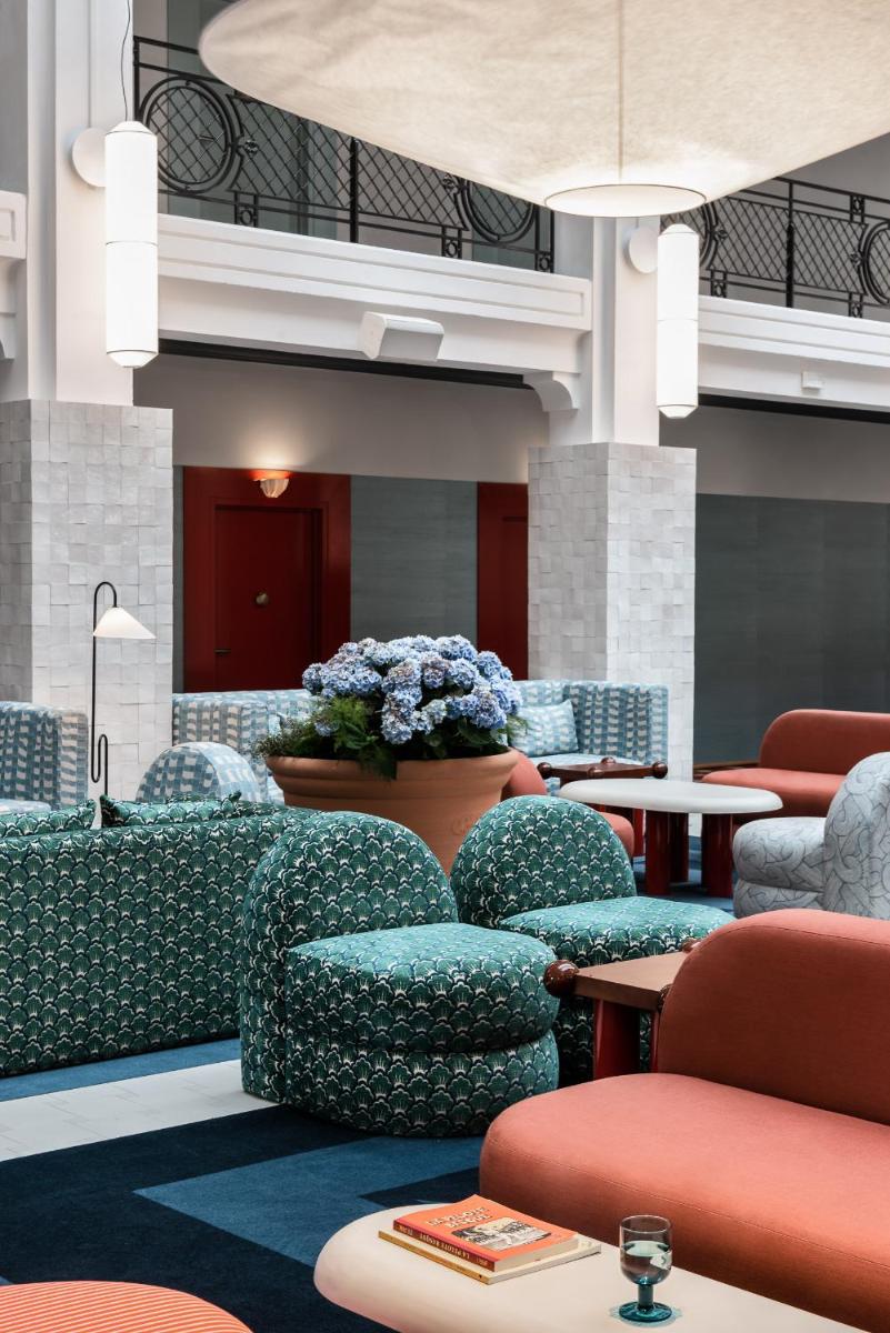 Regina Experimental Biarritz