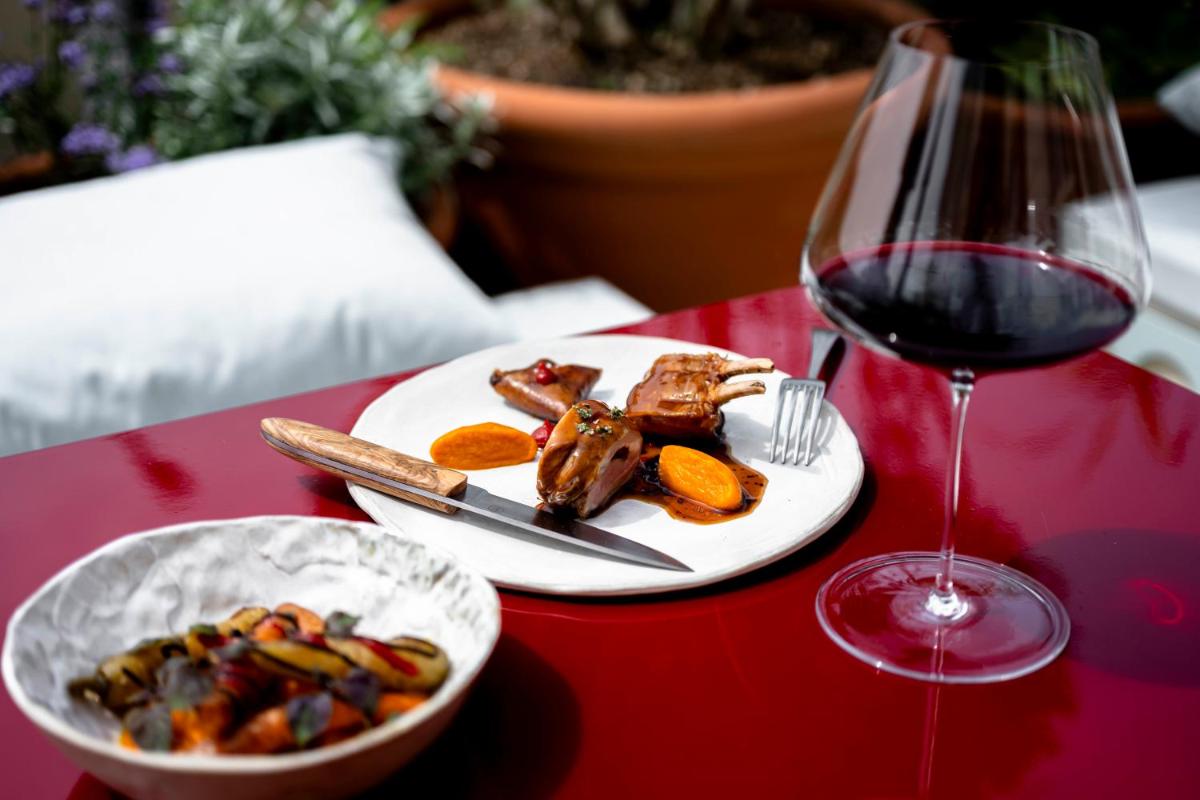 Regina Experimental Biarritz