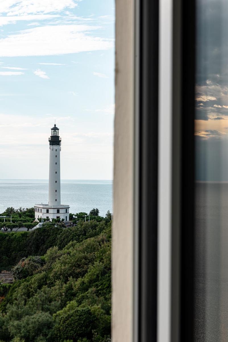 Regina Experimental Biarritz