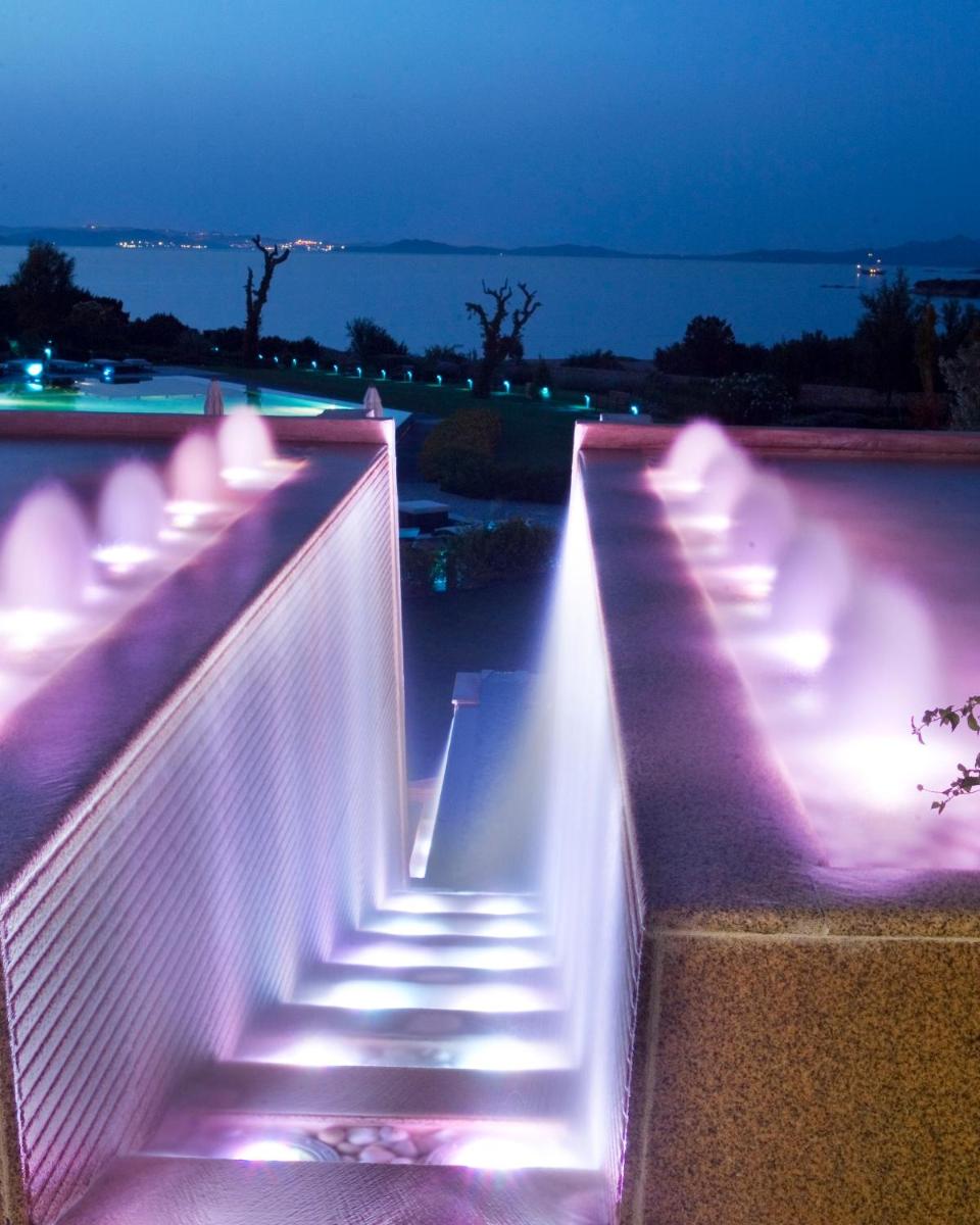 L'Ea Bianca Luxury Resort