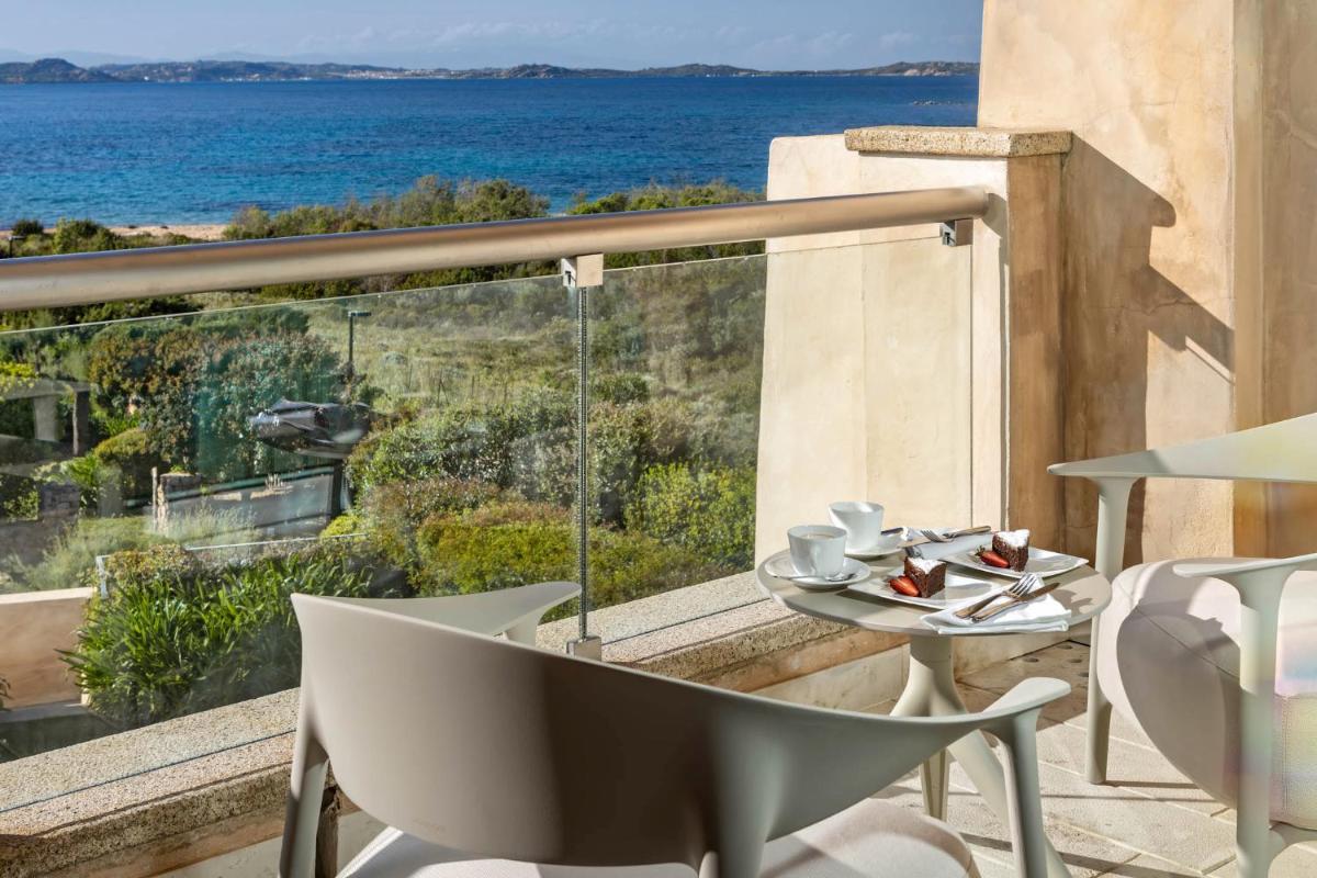 L'Ea Bianca Luxury Resort