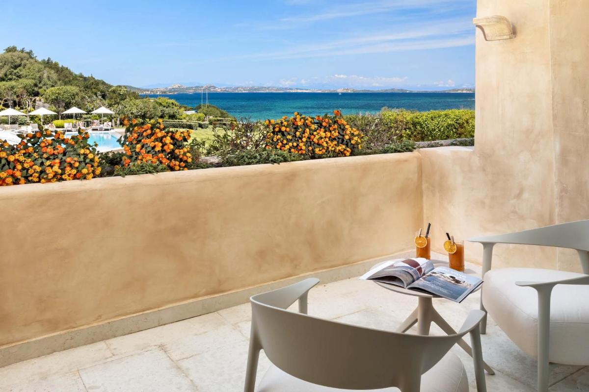 L'Ea Bianca Luxury Resort