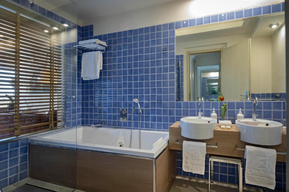 L'Ea Bianca Luxury Resort