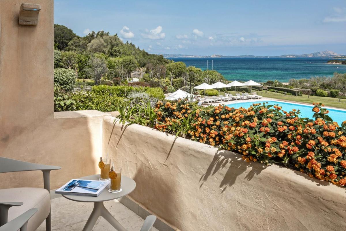L'Ea Bianca Luxury Resort