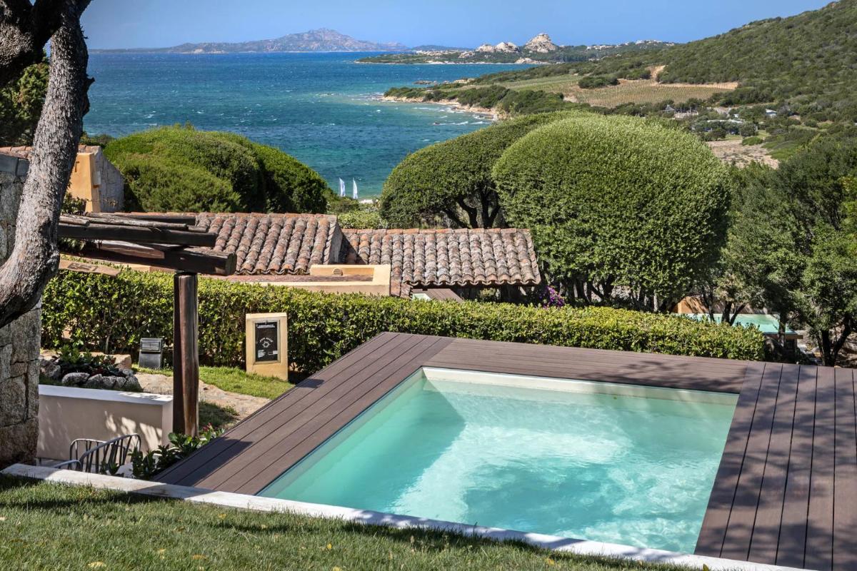 L'Ea Bianca Luxury Resort