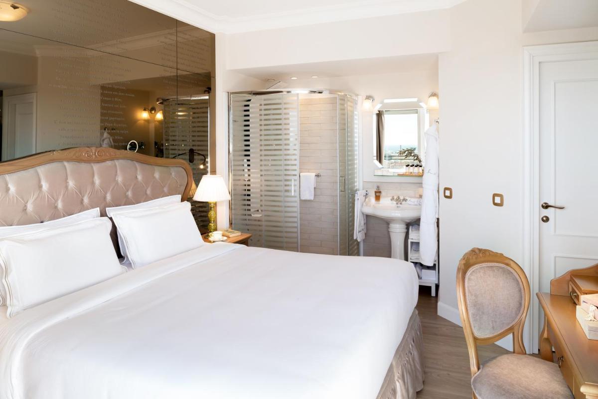 Legacy Gastro Suites