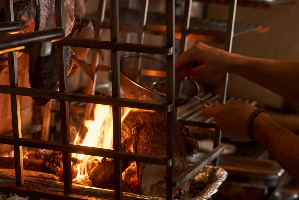 Legacy Gastro Suites