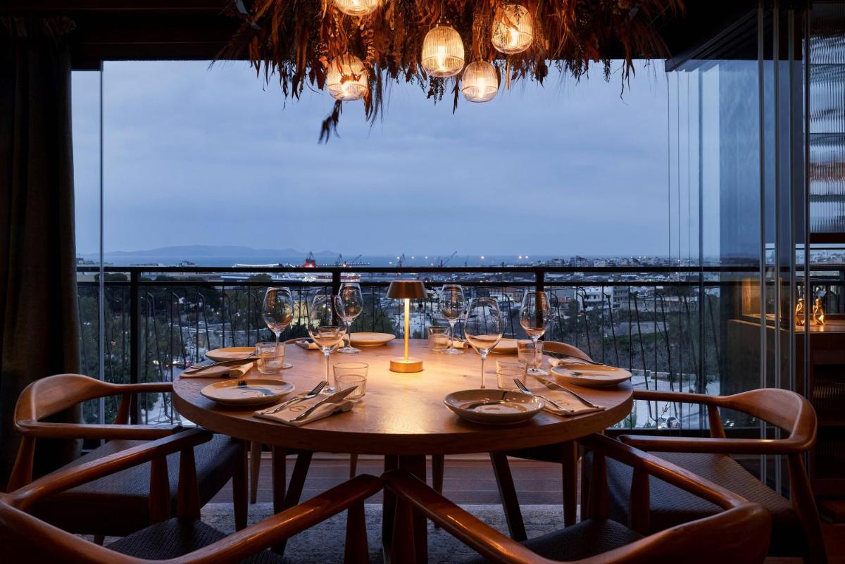 Legacy Gastro Suites