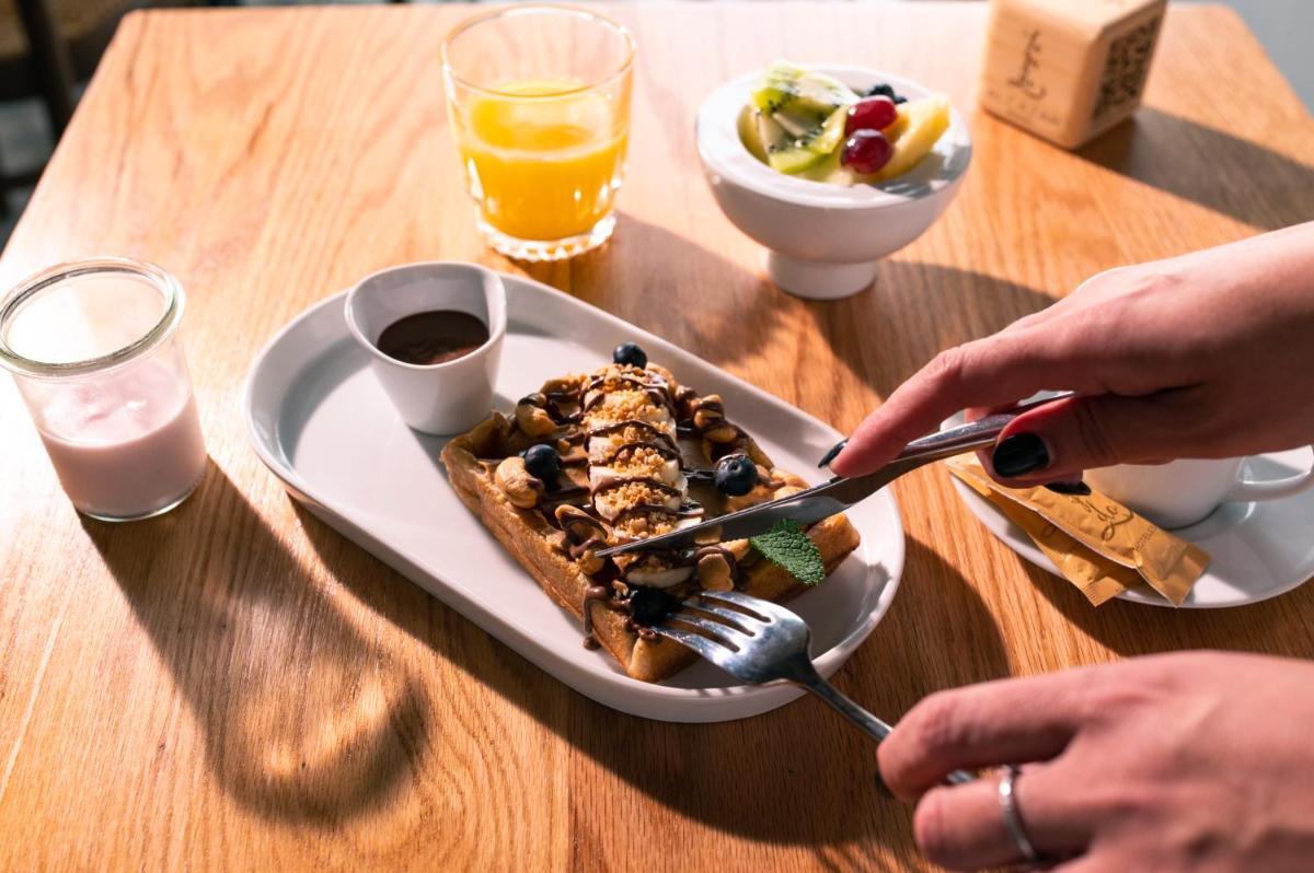 Legado Alcazar Hotel