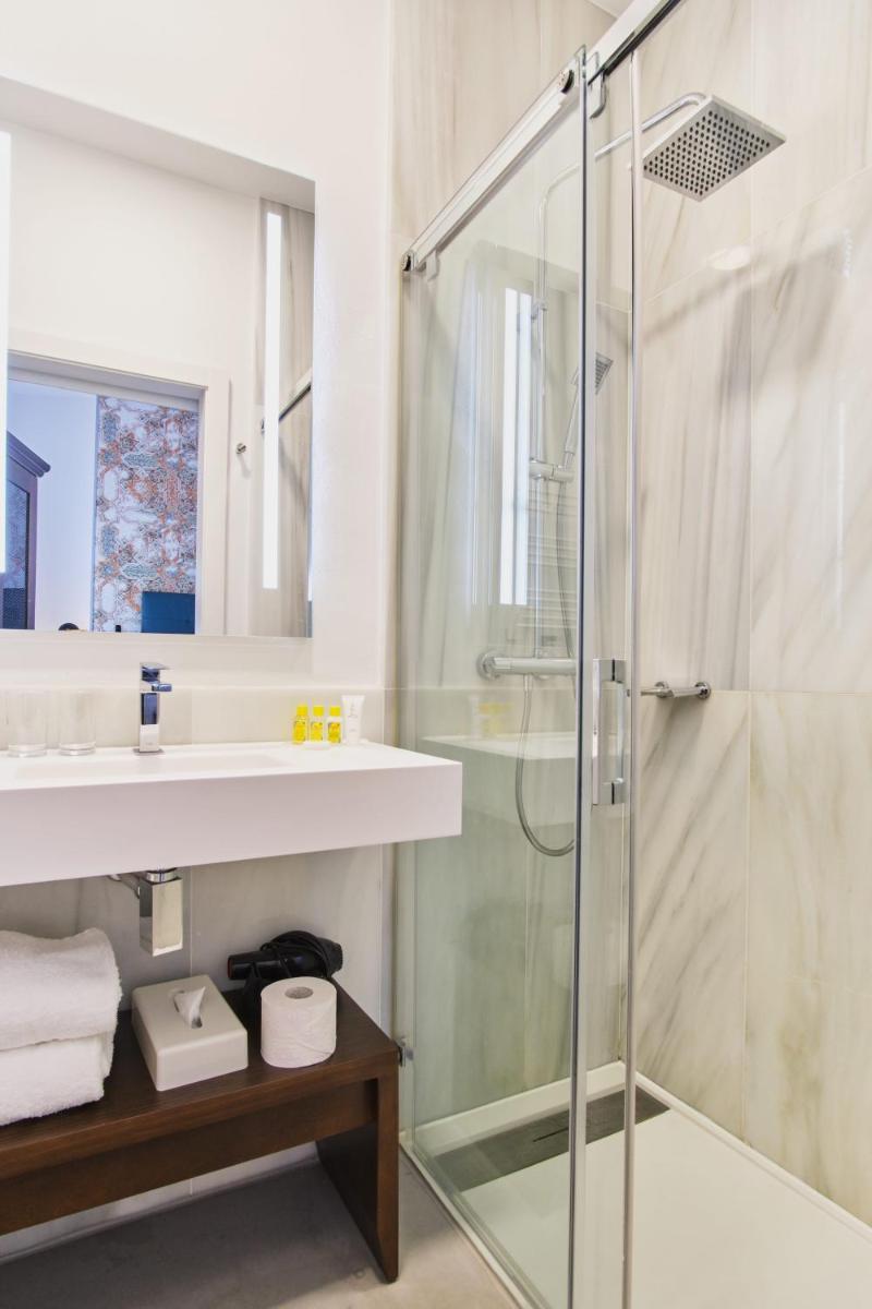 Legado Alcazar Hotel