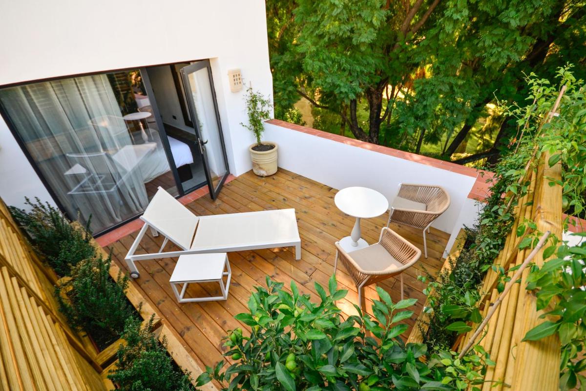 Legado Alcazar Hotel