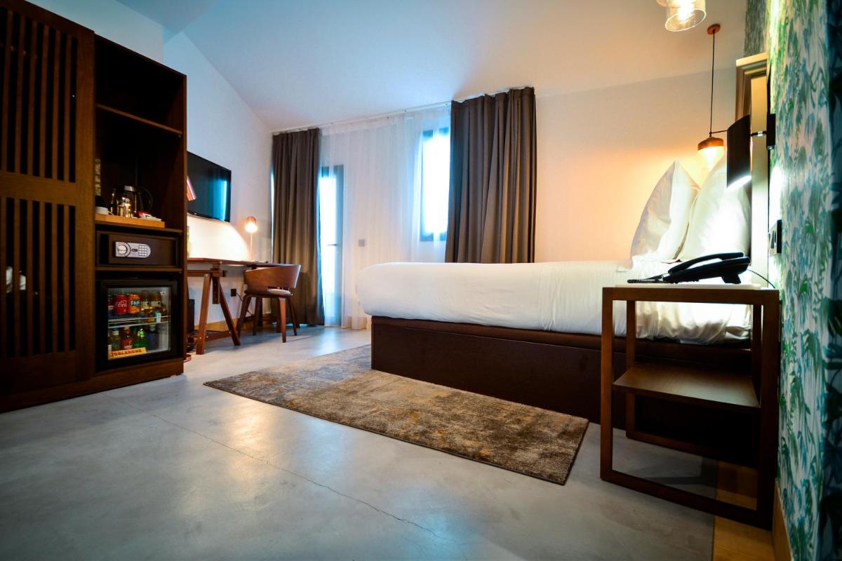 Legado Alcazar Hotel