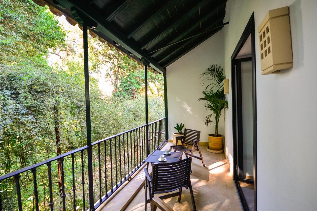 Legado Alcazar Hotel