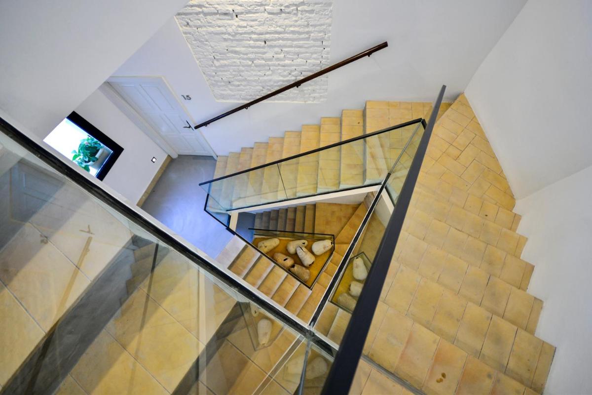 Legado Alcazar Hotel