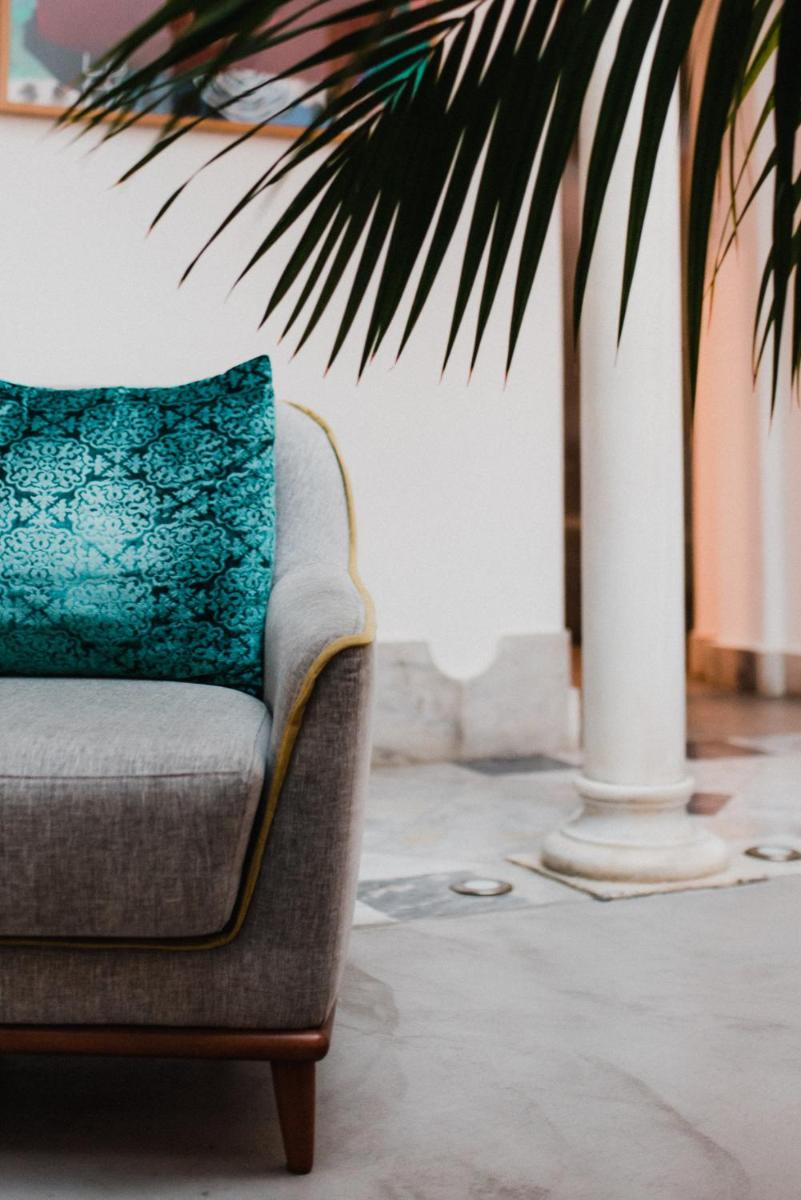 Legado Alcazar Hotel