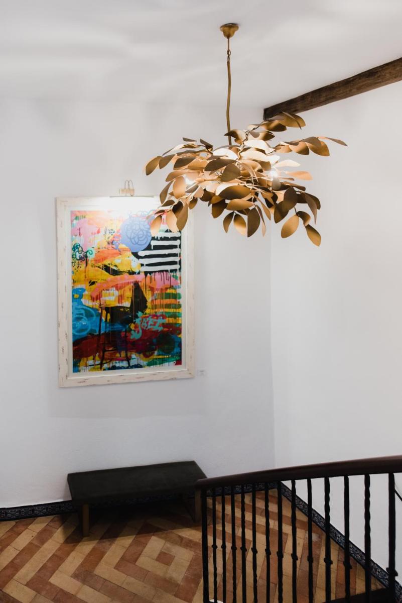 Legado Alcazar Hotel