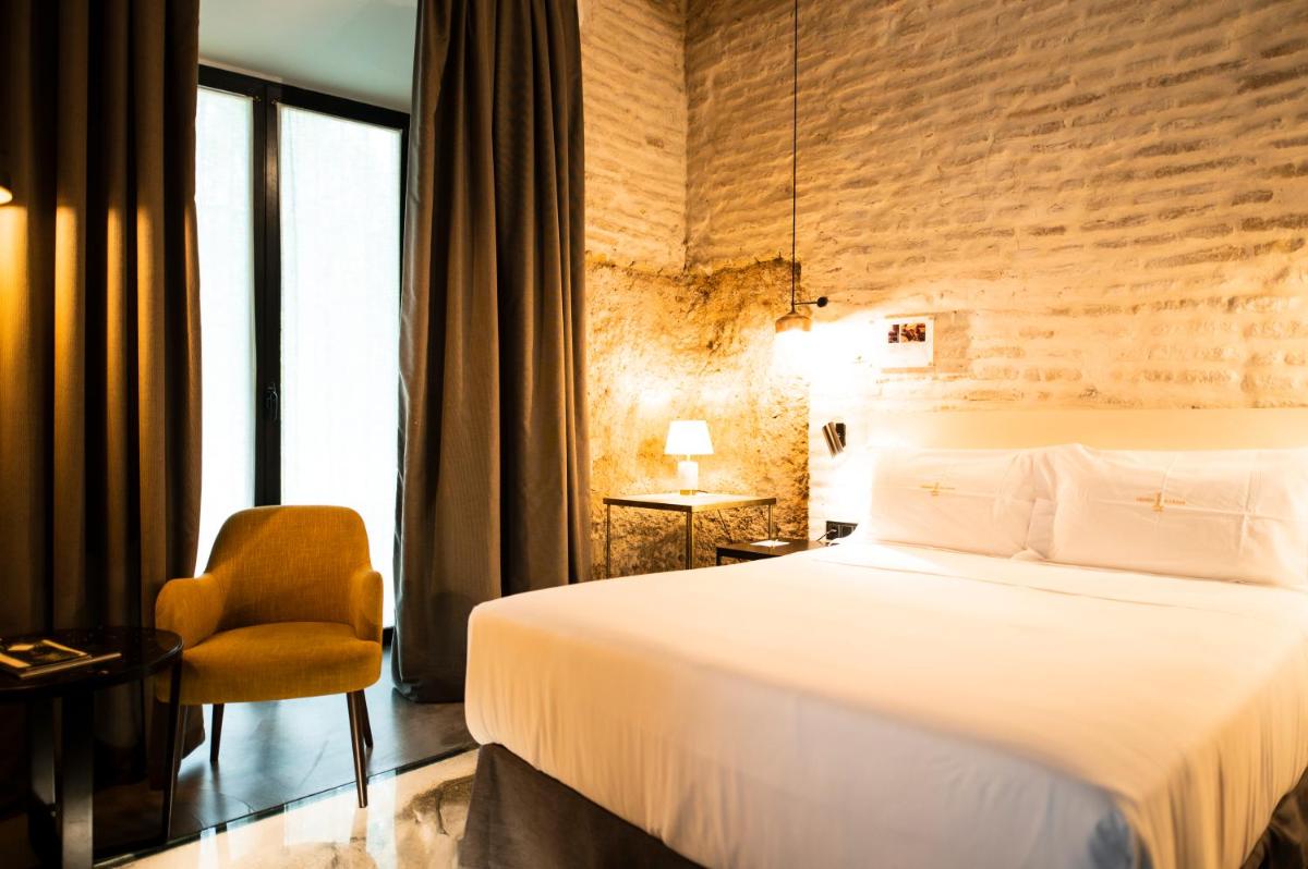 Legado Alcazar Hotel