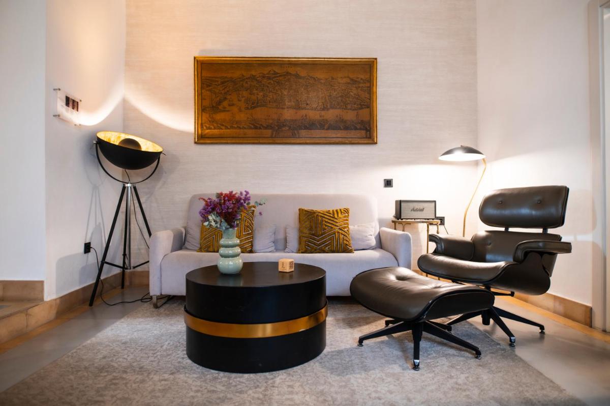 Legado Alcazar Hotel