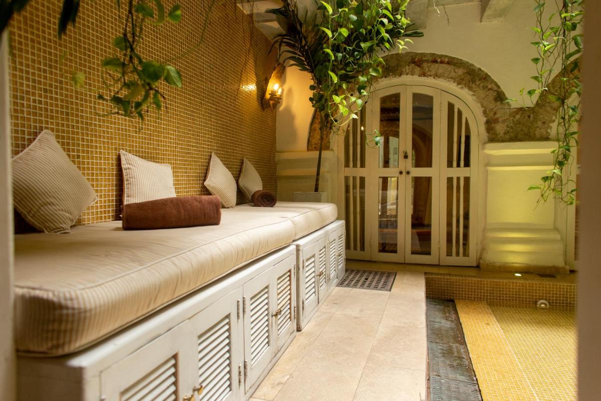 Leones de Alba Hotel Boutique