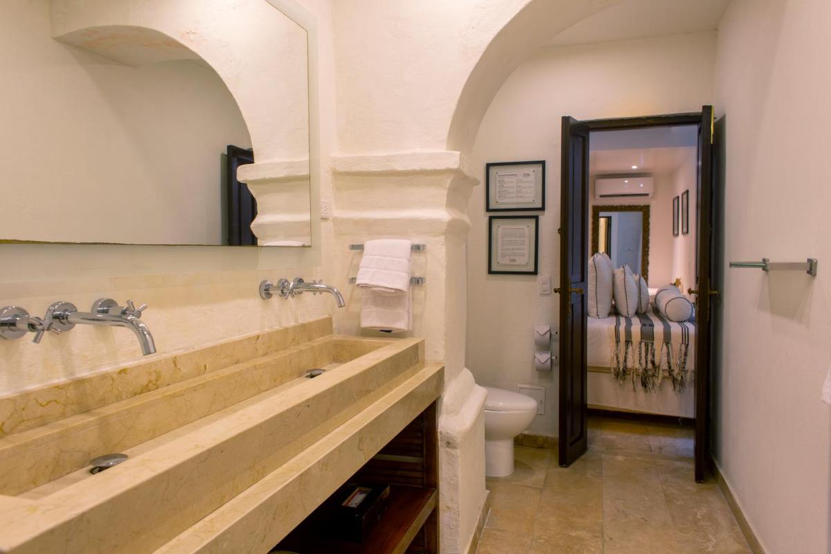 Leones de Alba Hotel Boutique